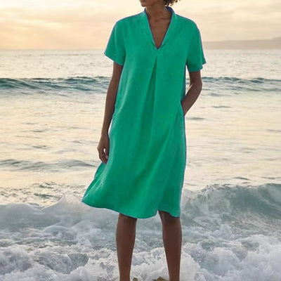 Bettina – Women's V-neck dress with pockets