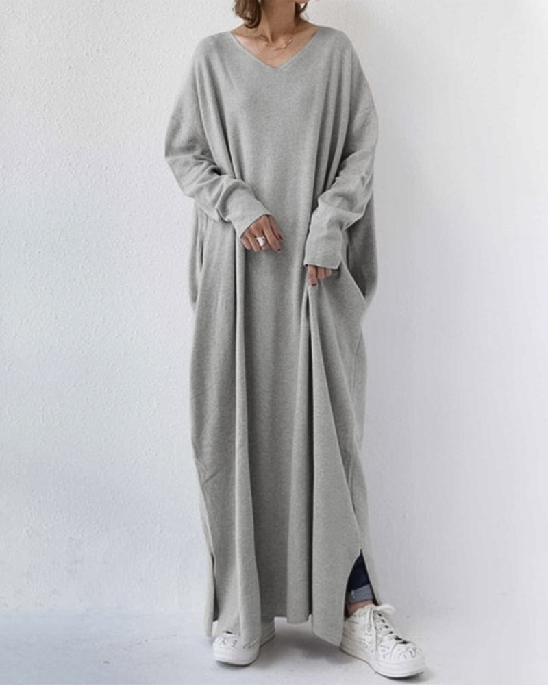 Laluna | Fashionable long-sleeved dress with V-neck