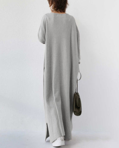Laluna | Fashionable long-sleeved dress with V-neck