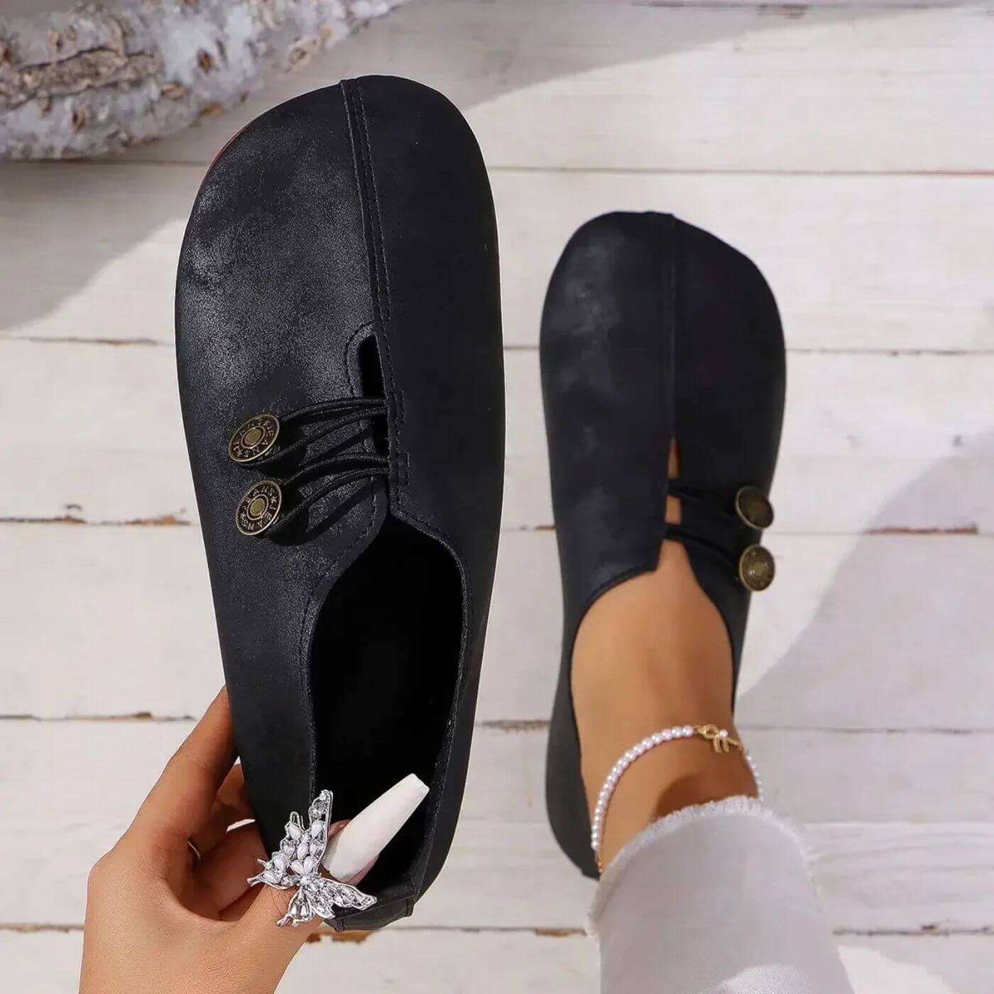 Christina – Soft and flexible orthopedic shoes
