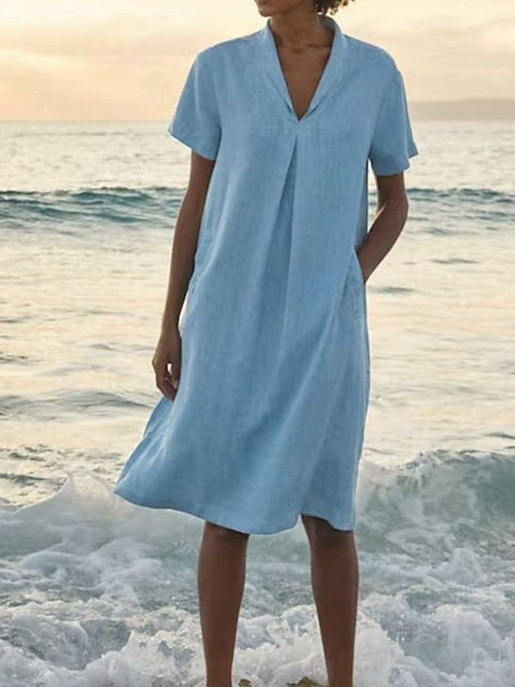 Bettina – Women's V-neck dress with pockets