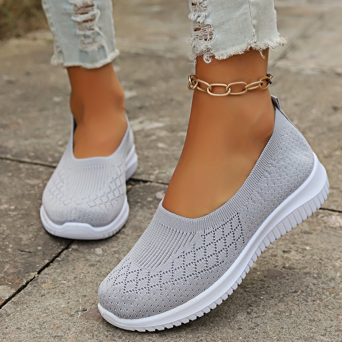 Sofina – Non-slip and breathable slip-ons