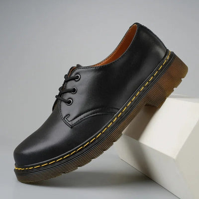Dr. Martens | Eleganckie krótkie buty